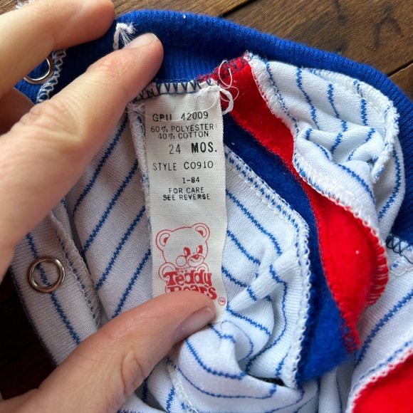 Vintage Baseball themed onsie, 24 months - Picture 5 of 5